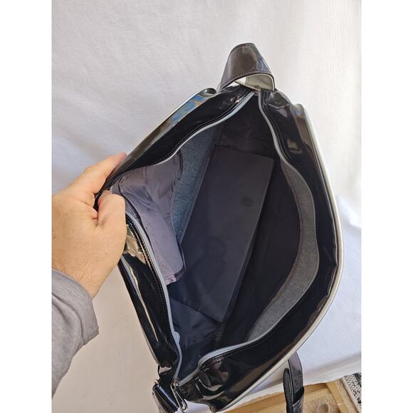 Vintage Nike Patent Leather Look Black Silver Messenger Gym Soccer‎ Shoulder Bag - Picture 13 of 16